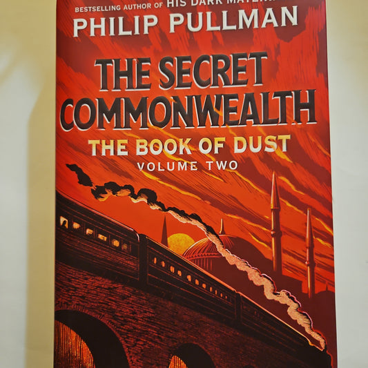 The Secrer Commonwealth- The Book of Dust Volume 2