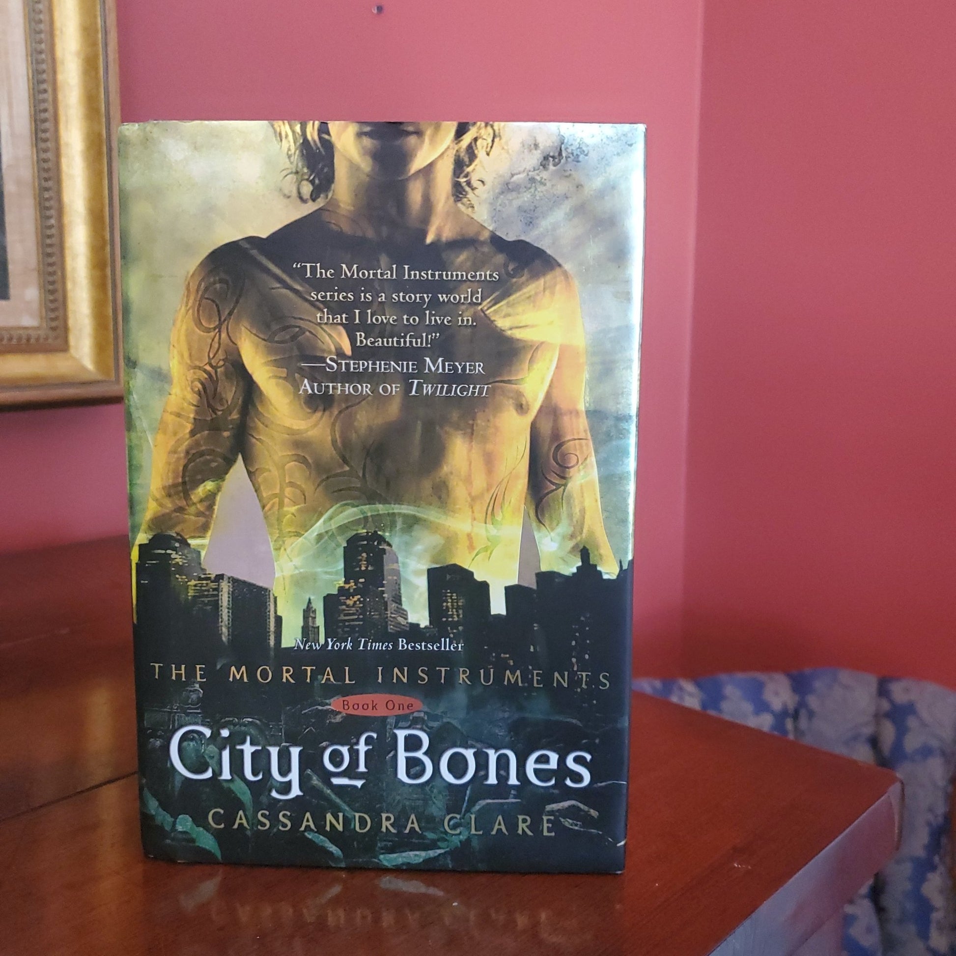 City of Bones - [ash-ling] Booksellers