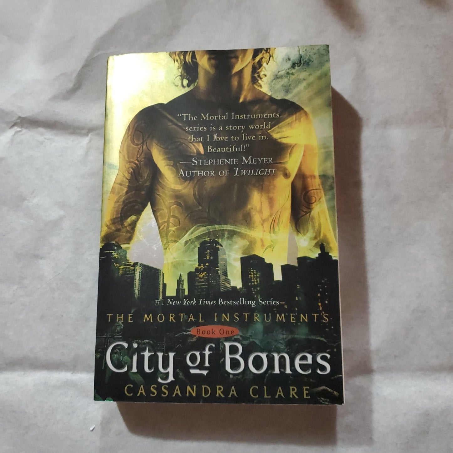 City of Bones - [ash-ling] Booksellers