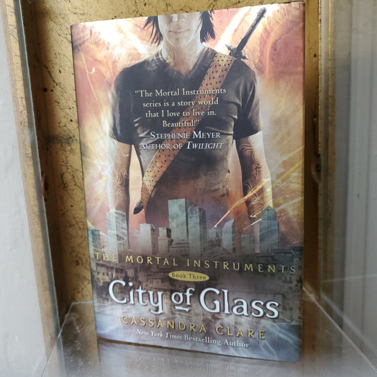 City of Glass - [ash-ling] Booksellers