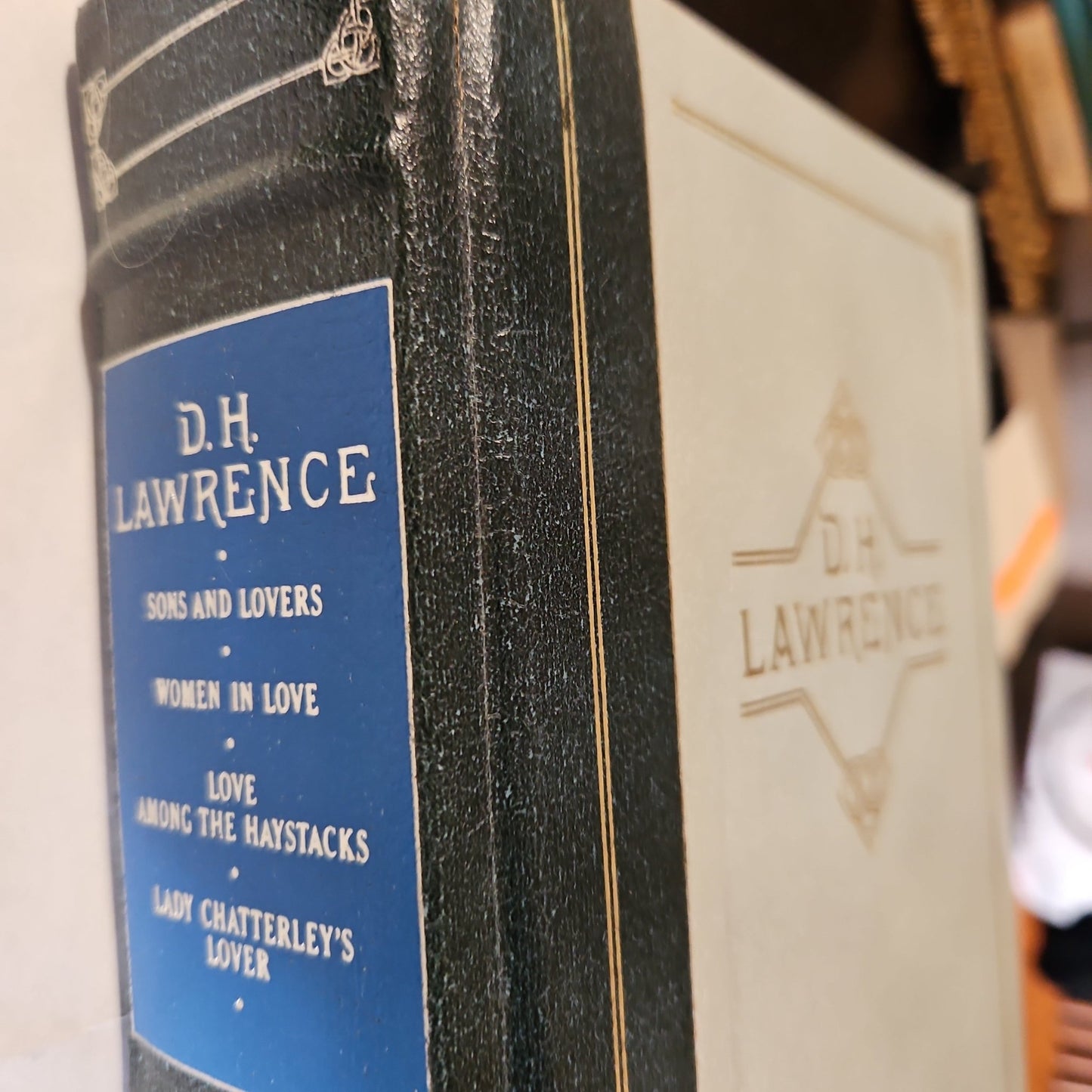 D. H. Lawrence Anthology - [ash-ling] Booksellers