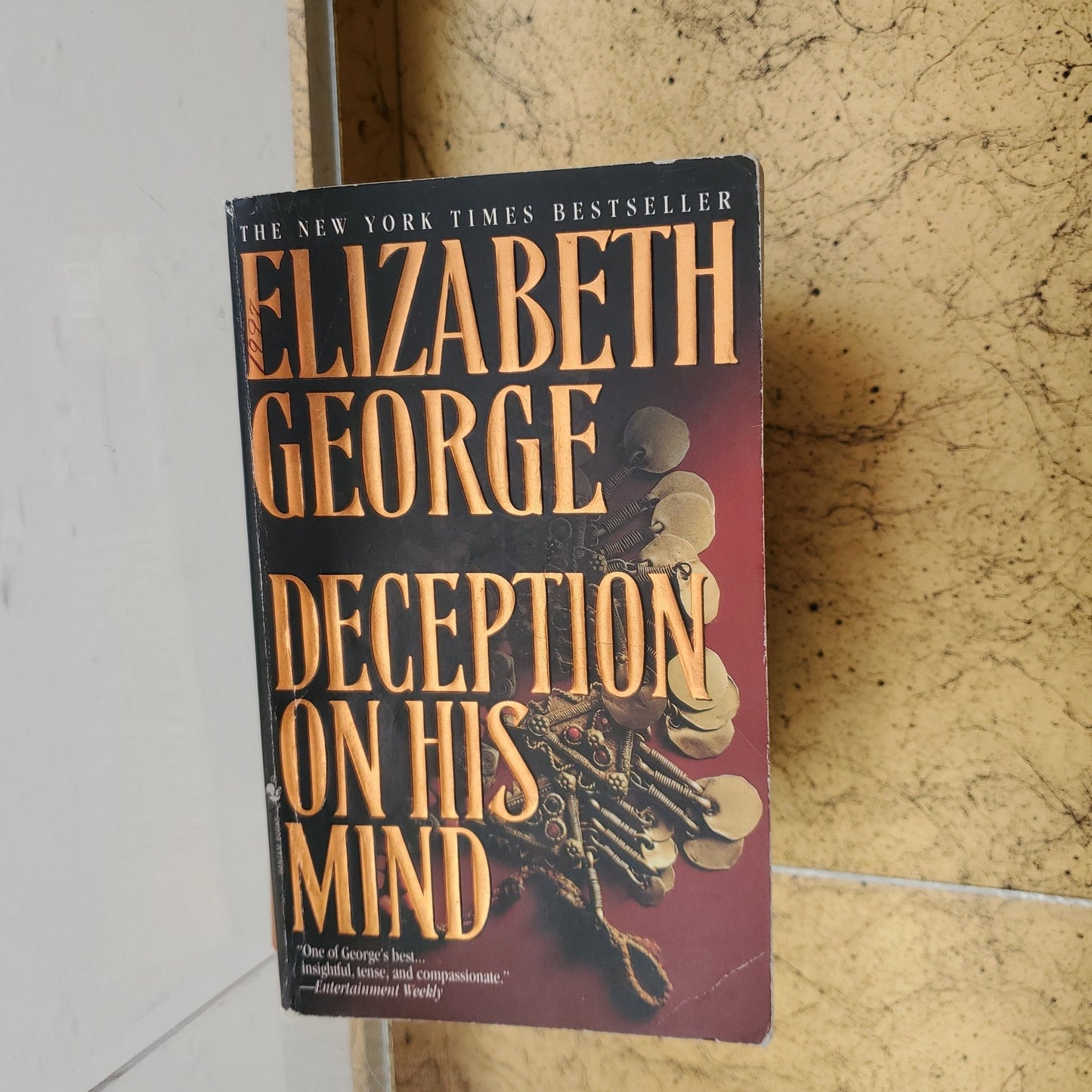 Deception on his Mind - [ash-ling] Booksellers