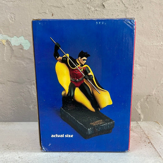 Robin Statue - [ash-ling] Booksellers