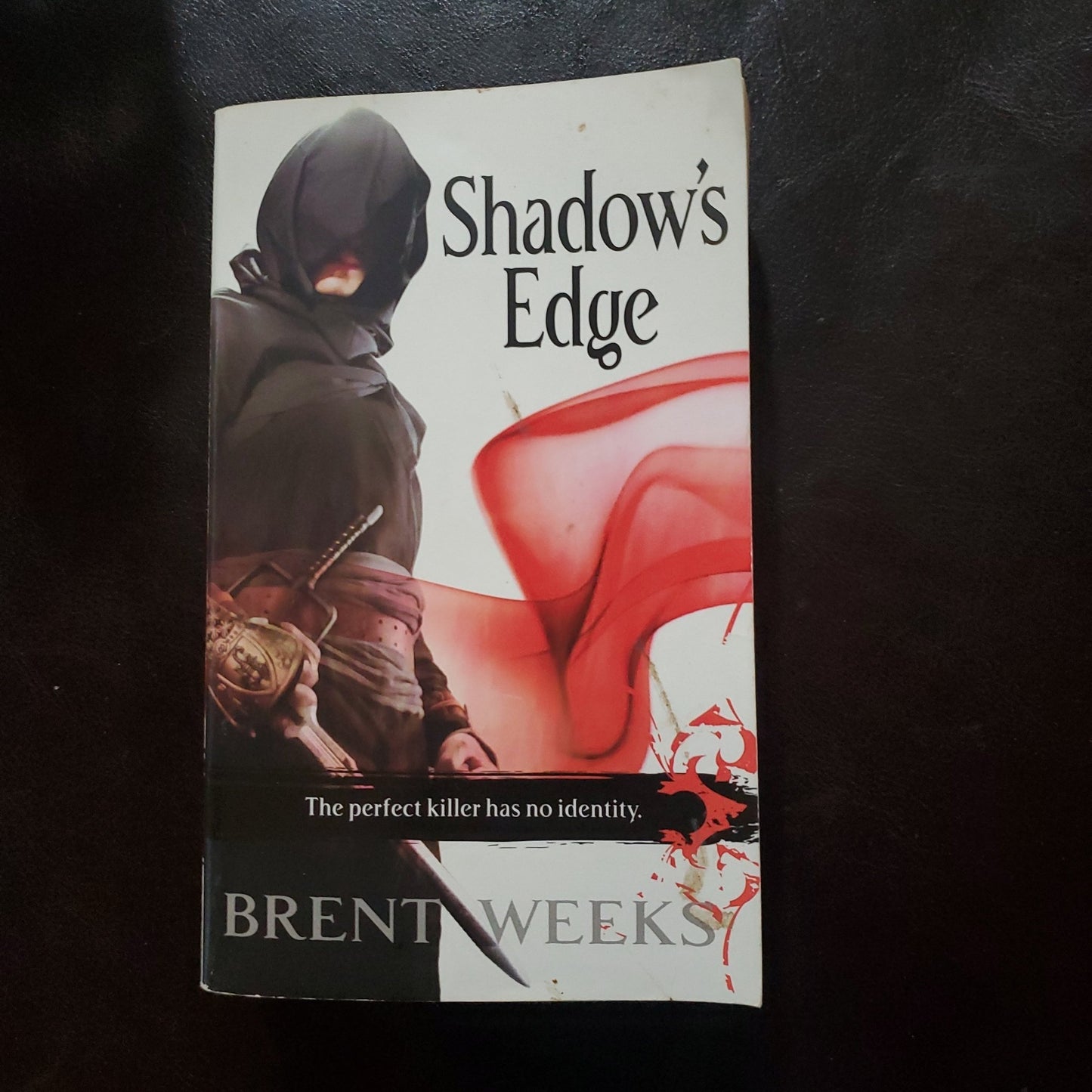 Shadow's Edge - [ash-ling] Booksellers