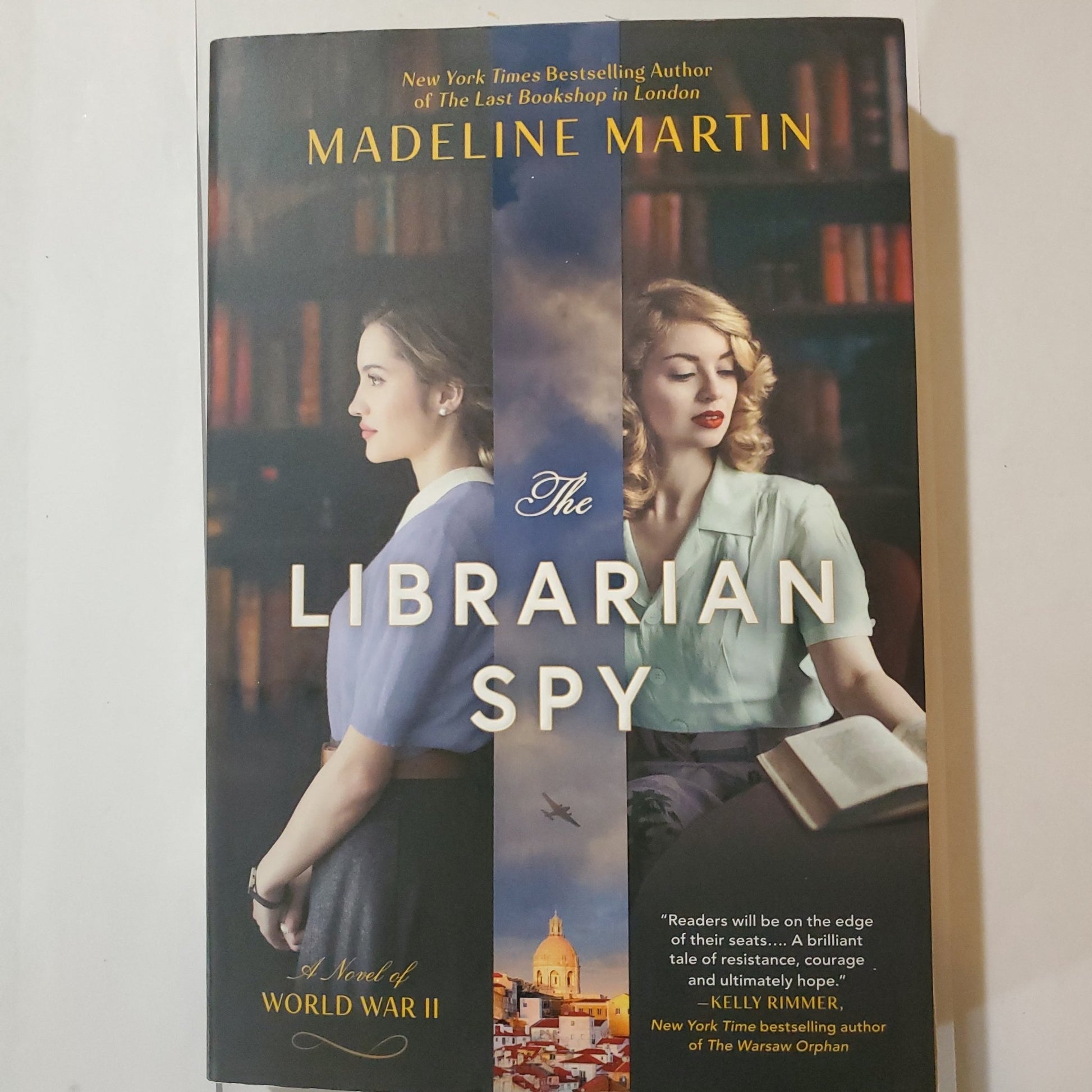 The Librarian Spy - [ash-ling] Booksellers