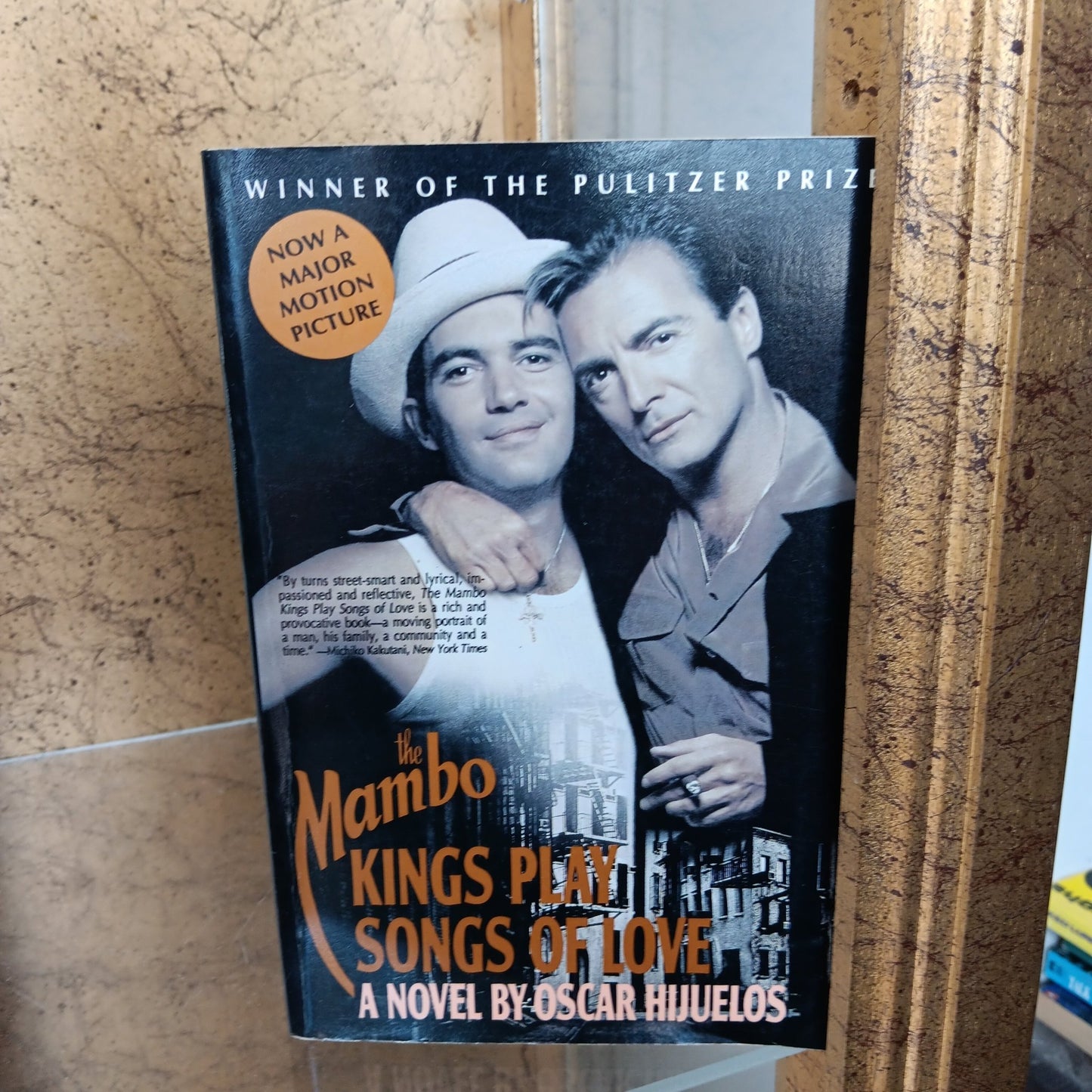 The Mambo Kings Sing Songs of Love - [ash-ling] Booksellers