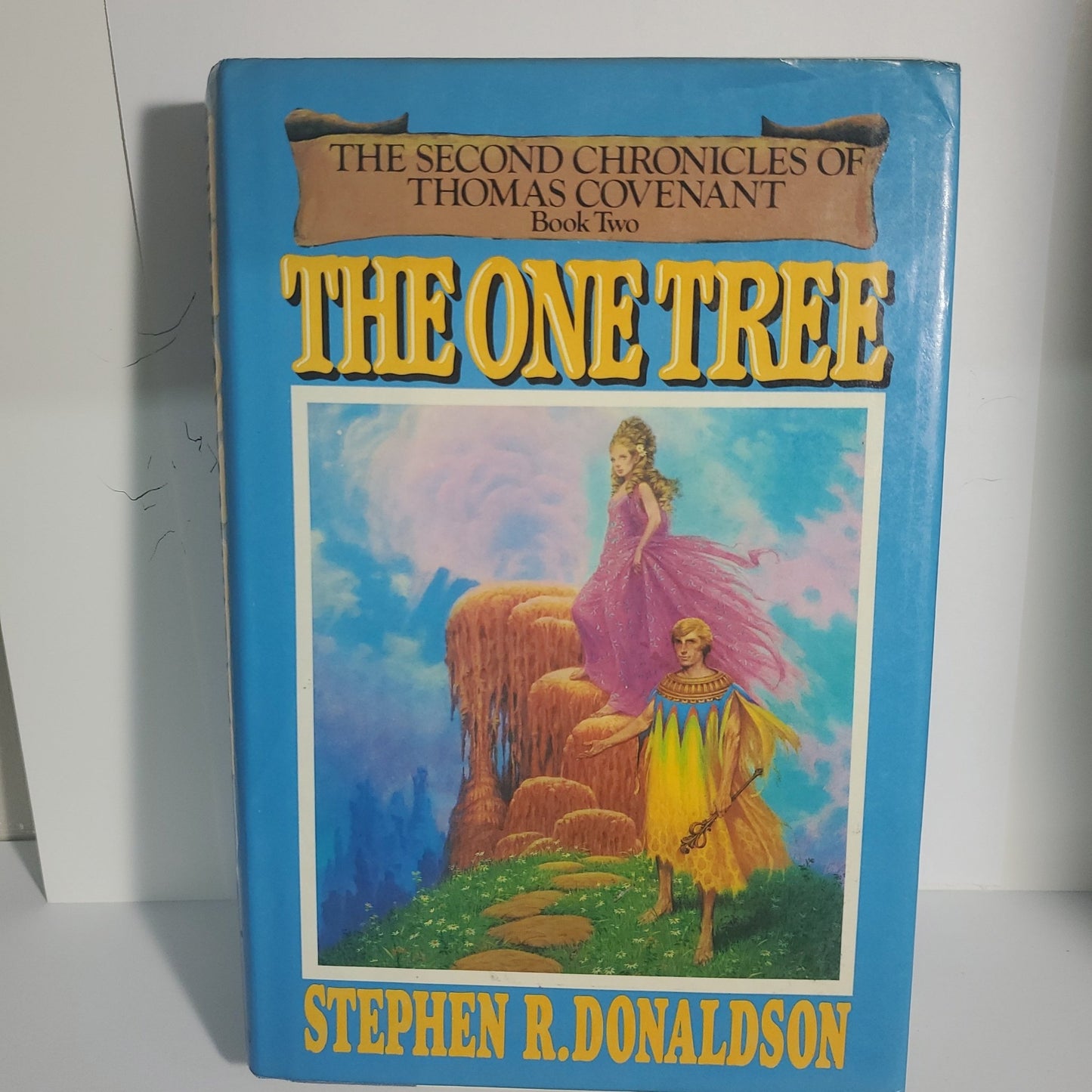 The One Tree - [ash-ling] Booksellers