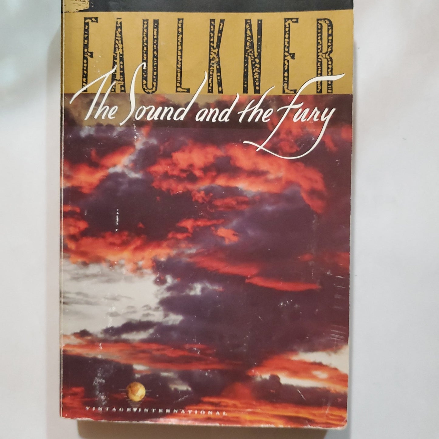 The Sound and the Fury - [ash-ling] Booksellers