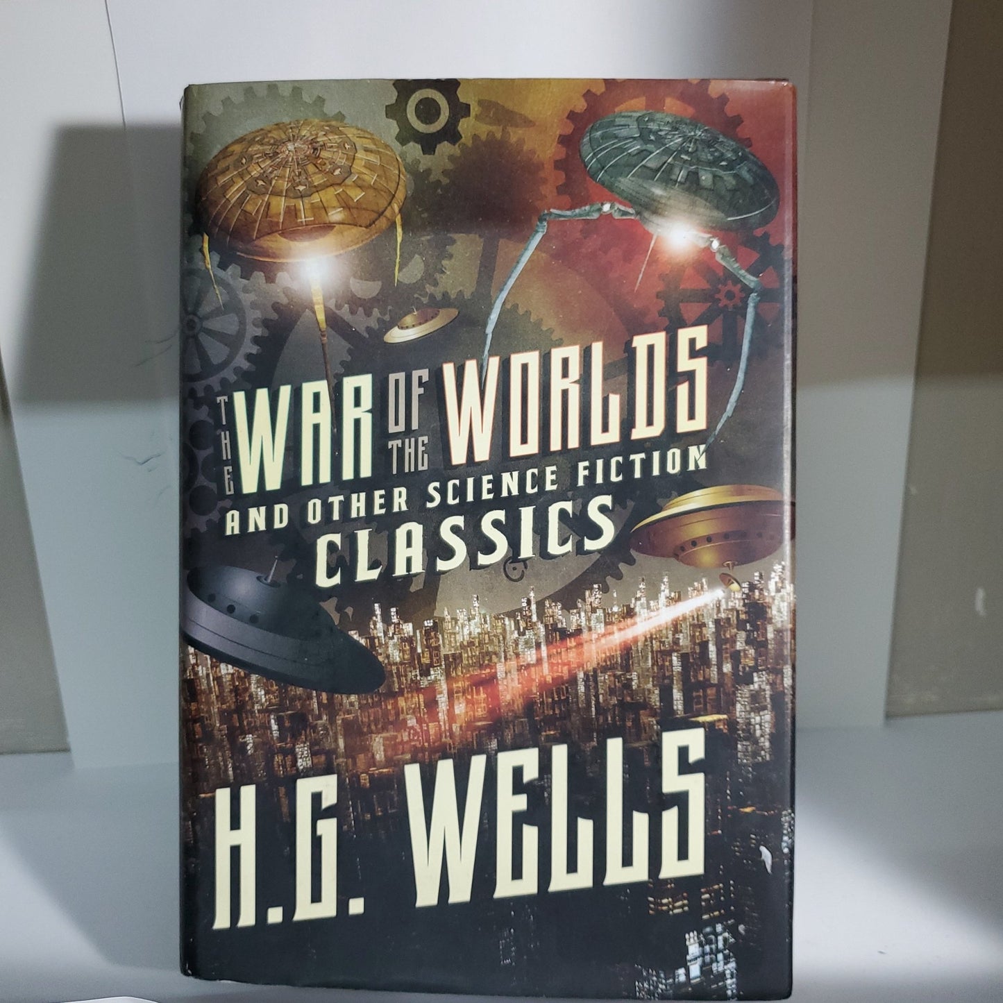 War of the Worlds and other Science Fiction Classics - [ash-ling] Booksellers