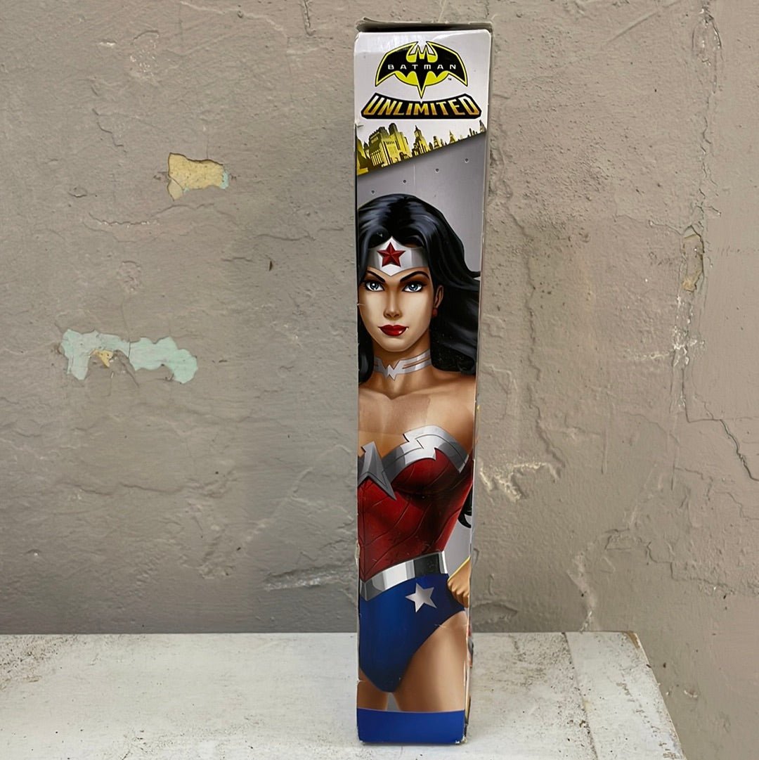 Wonder Woman Action Figure - [ash-ling] Booksellers