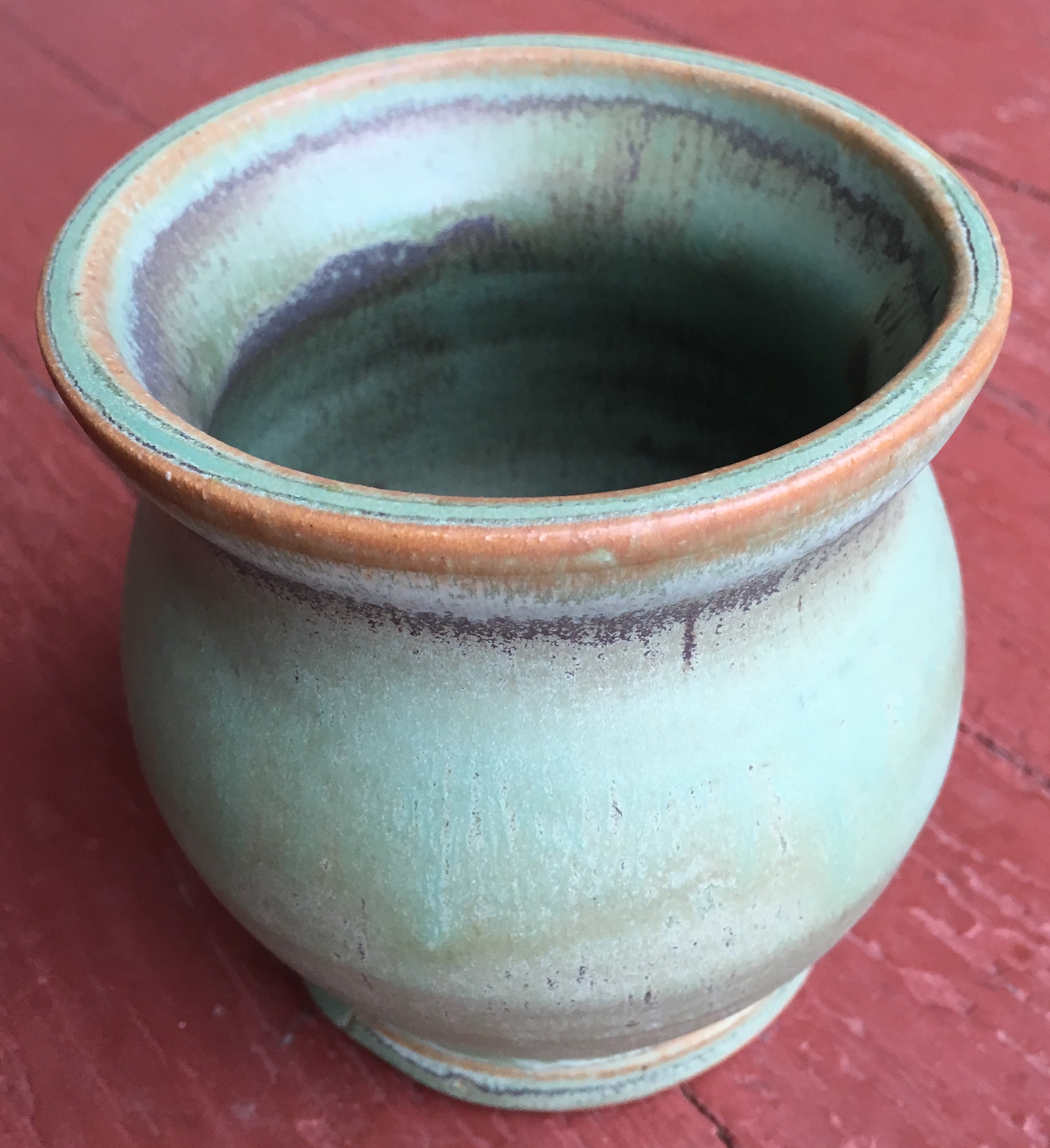 Vase — original artwork by Jessica Handwork